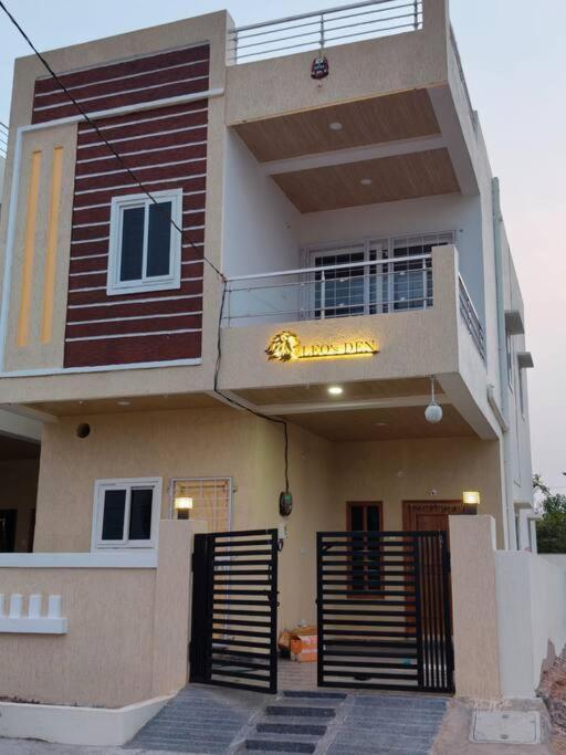 הוילה שמשבאד Leo'S Den 9 Guests Ac 3Bhk 9 Mins To Rgia מראה חיצוני תמונה